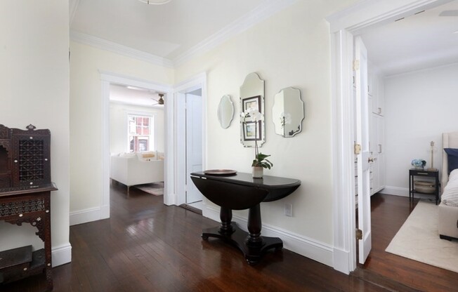 250 COMMONWEALTH AVE