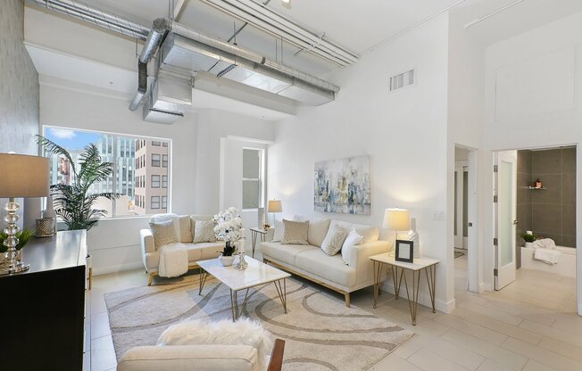 2 beds, 1 bath, 1,100 sqft, $2,850, Unit 507