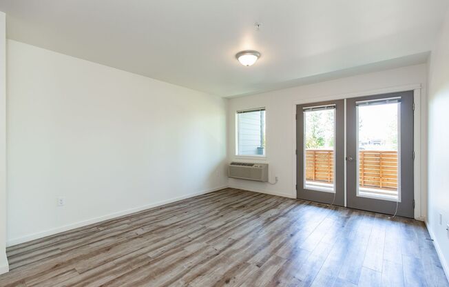 2 beds, 2 baths, 952 sqft, $1,695, Unit 96-301