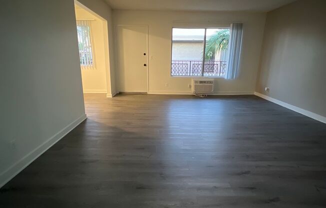 2 beds, 1 bath, 1,100 sqft, $2,475, Unit 241-39