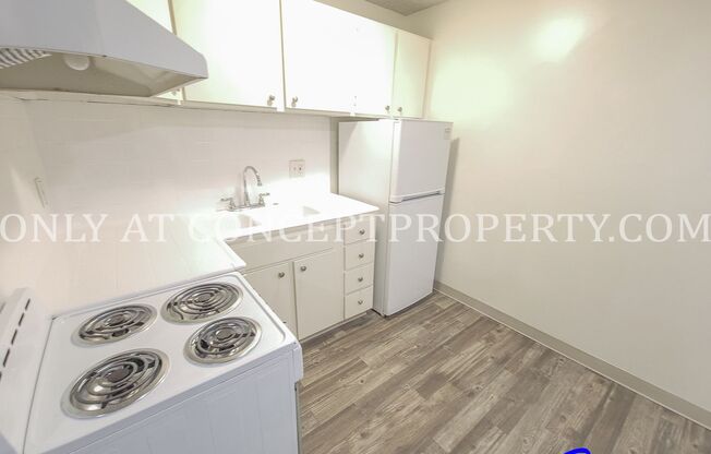 1 bed, 1 bath, 660 sqft, $1,099, Unit 13