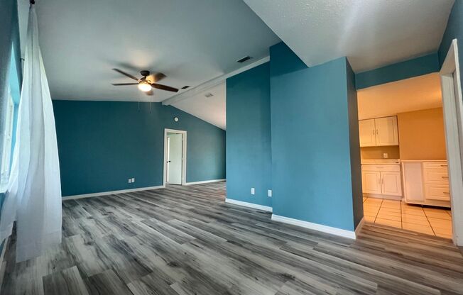 Annual ** Newly Renovated ** 3 Bedroom / 2 Bathroom ** Single Family ** Port Charlotte ** $1,995/month