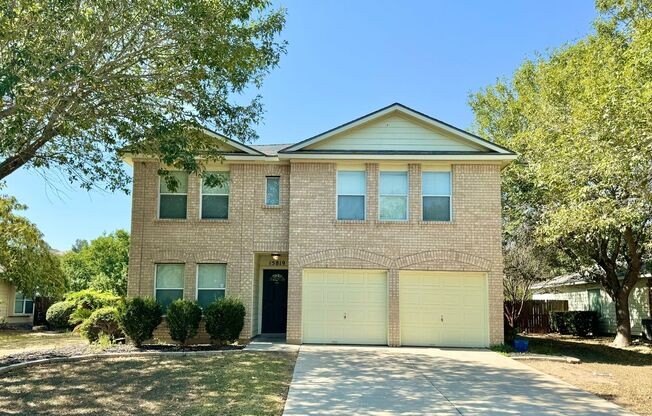 Gorgeous House in Retama Ridge