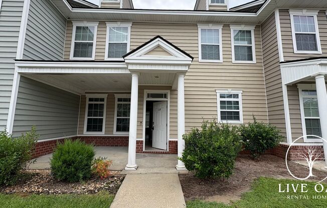 FALL MOVE-IN SPECIAL: $500 OFF 1st MONTH'S RENT!**