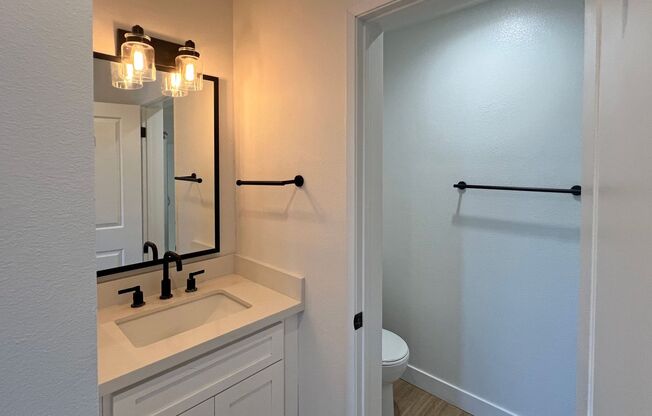 2 beds, 2 baths, 800 sqft, $2,850, Unit Unit 207