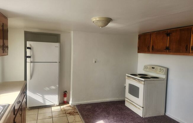 1 bed, 1 bath, 950 sqft, $1,100, Unit #1