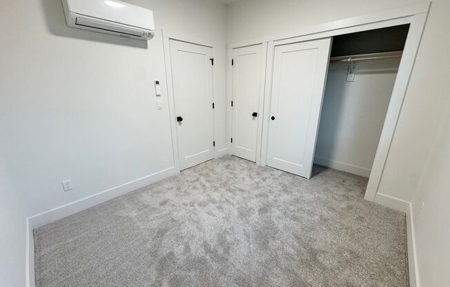 2 beds, 2.5 baths, 855 sqft, $1,950, Unit 6677