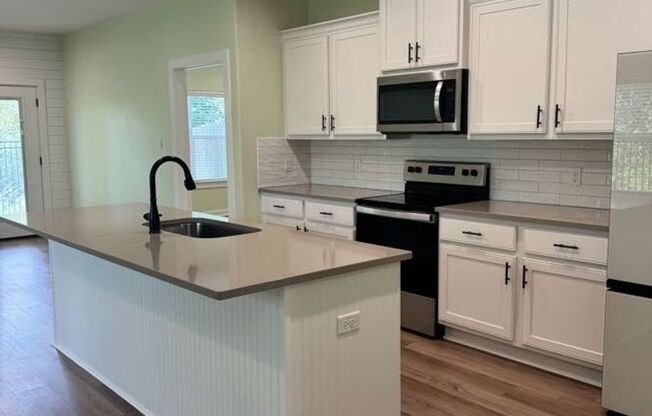 Welcome Home to Summit Crossing