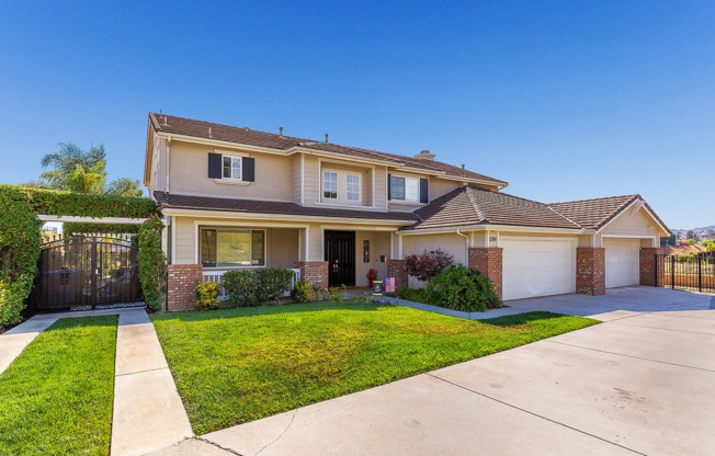 COMING SOON! Stunning 5-Bedroom Castaic View Home for Rent!