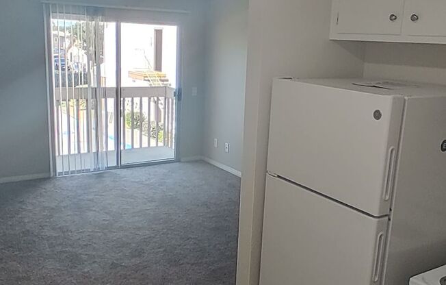 1 bed, 1 bath, $1,950, Unit 43