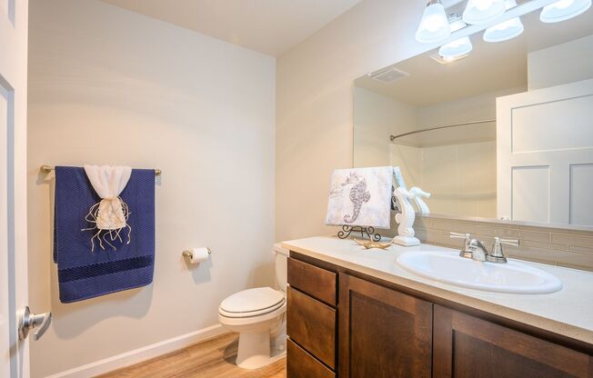 2 beds, 2 baths, 956 sqft, $1,795, Unit 101