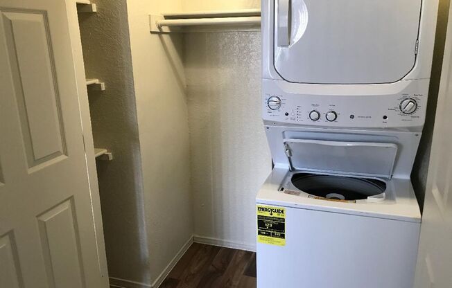 1 bed, 1 bath, 495 sqft, $945