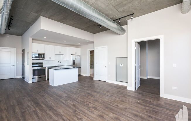 1 bed, 1 bath, 713 sqft, $2,750, Unit 3833-401