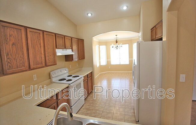 2333 W MALDONADO DR