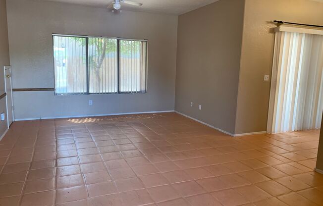 Wonderful 3 bedroom 2.5 bath home located in the golf course community of Western Skies