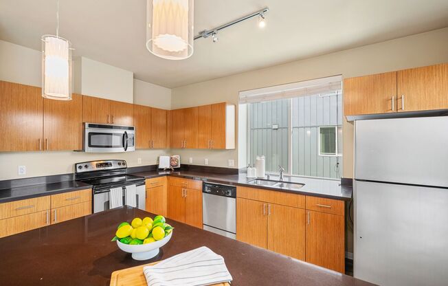 1 bed, 1 bath, 979 sqft, $2,495, Unit A213