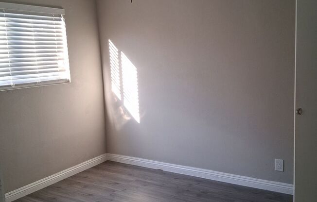 2 beds, 1 bath, 900 sqft, $2,395, Unit 21F