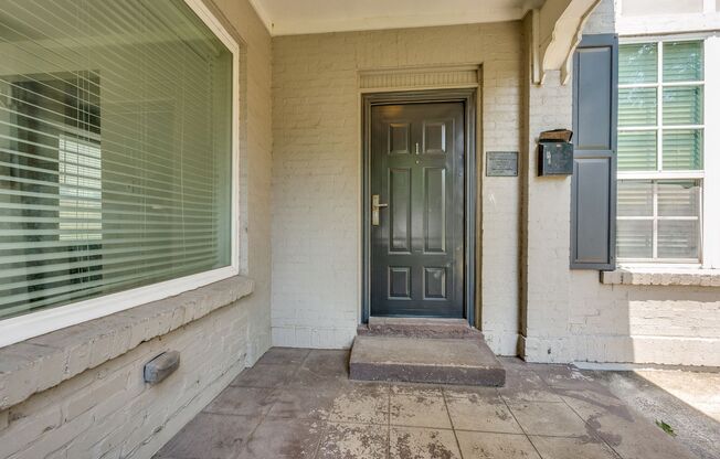 3912 Rawlins Street