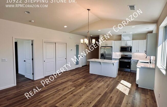 10922 STEPPING STONE DR
