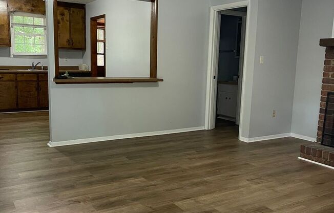2 BEDROOM DUPLEX- WESTSIDE ATHENS