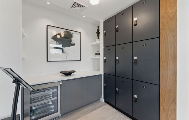 2 beds, 2 baths, 946 sqft, $4,500, Unit 524