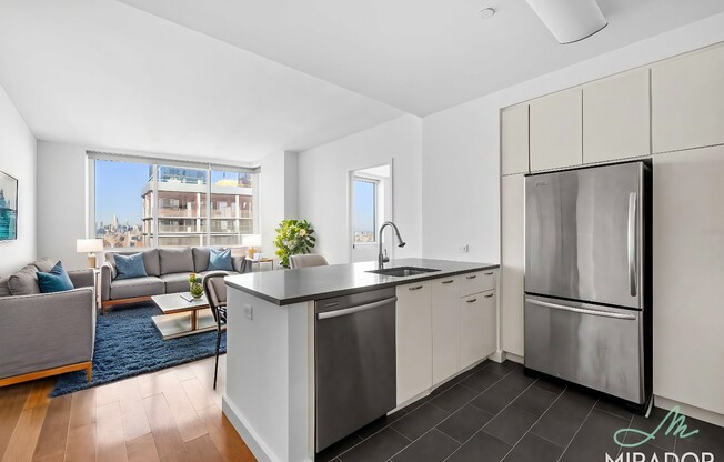 2 beds, 2 baths, 883 sqft, $6,600, Unit 30C