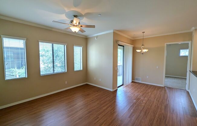 2 beds, 2 baths, $1,750, Unit Unit 2027