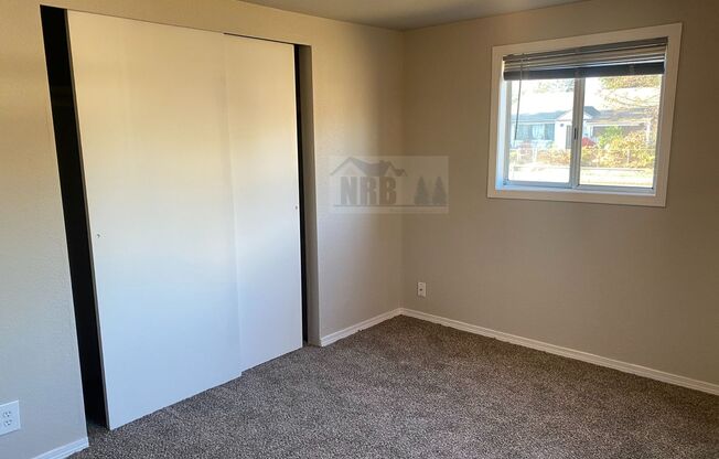 2 beds, 1 bath, $2,195