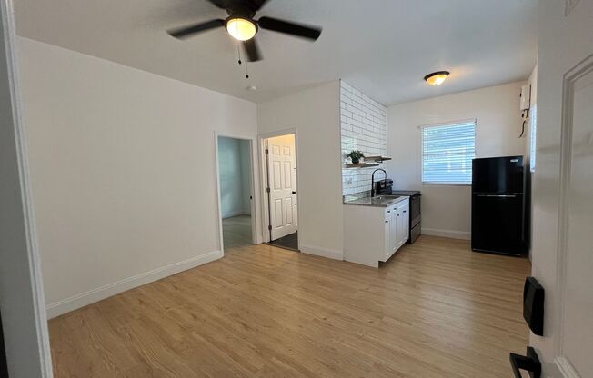 1 bed, 1 bath, 550 sqft, $1,450, Unit Unit 5