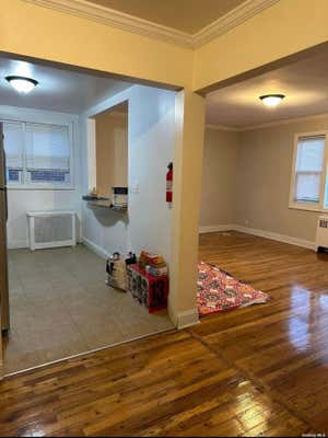 2 beds, 1 bath, $3,027, Unit # FLOOR