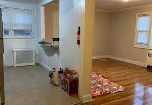 2 beds, 1 bath, $3,027, Unit # FLOOR