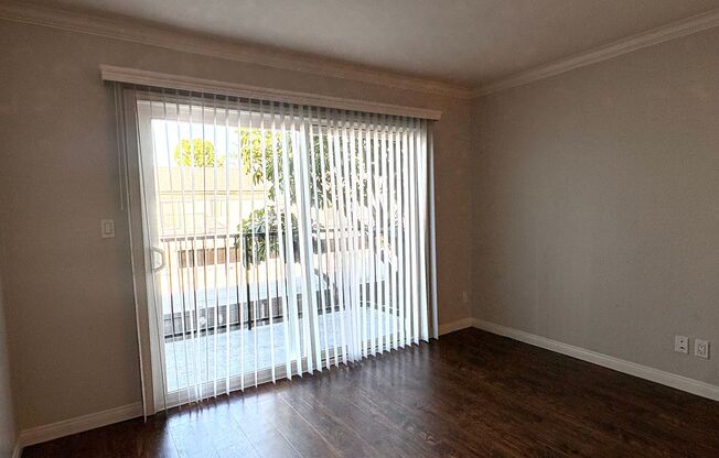 1 bed, 1 bath, 736 sqft, $2,150, Unit D039