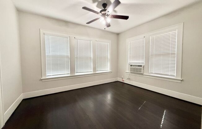 1 bed, 1 bath, $1,095, Unit B2611