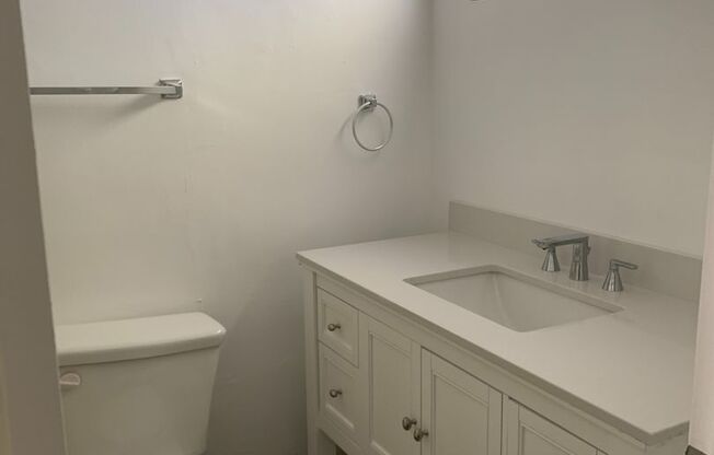 Studio, 1 bath, 450 sqft, $1,450, Unit 218