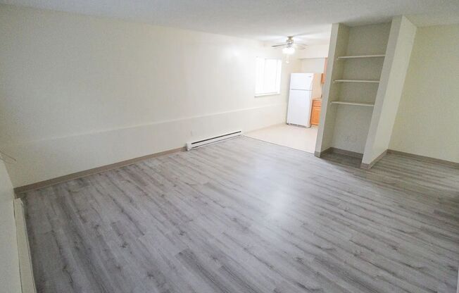 2 beds, 1 bath, 1,000 sqft, $1,295, Unit #3