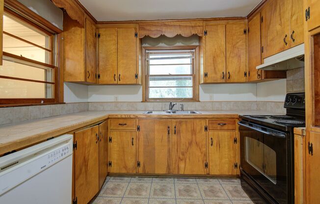 COMING SOON! Brick Ranch Home in D B Hanna! | 2 Beds & 1 Bath