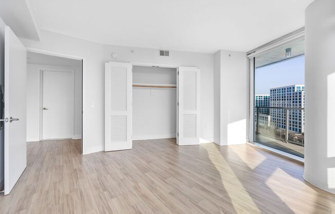 2 beds, 2 baths, 1,250 sqft, $3,800, Unit 712