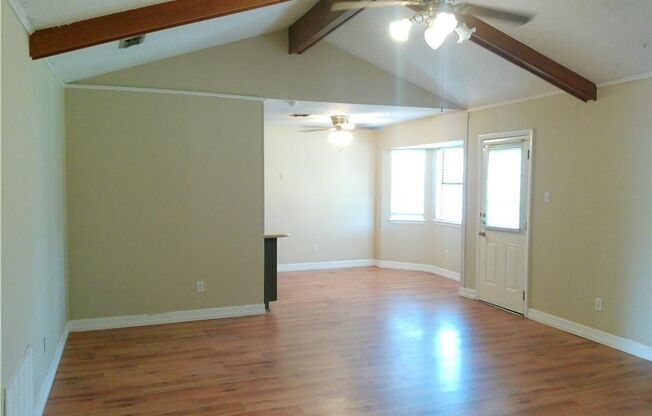 538 Vega - 4/Bed 2/Bath - $1925/month