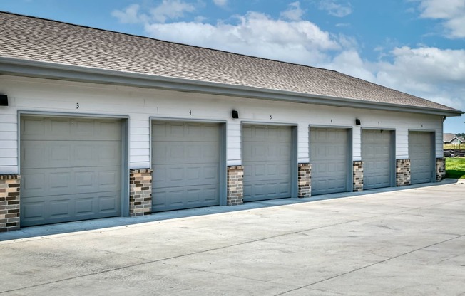 Detached garages at AXIS apartments in Papillion, NE