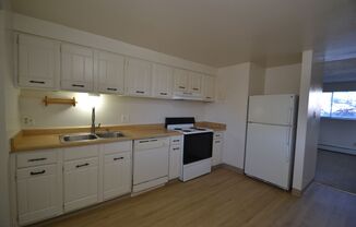 2835 Montebello Drive, West