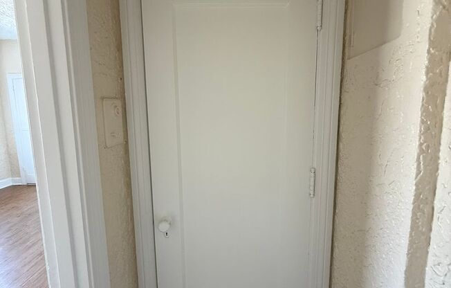 Studio, 1 bath, 308 sqft, $1,175, Unit Bayard Manor 210