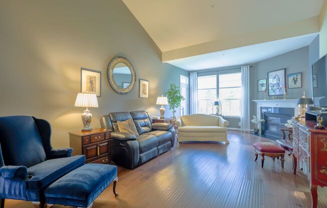Stunning 4 BR/3 BA EOG Townhome in Elkridge! 55+ Community Home!