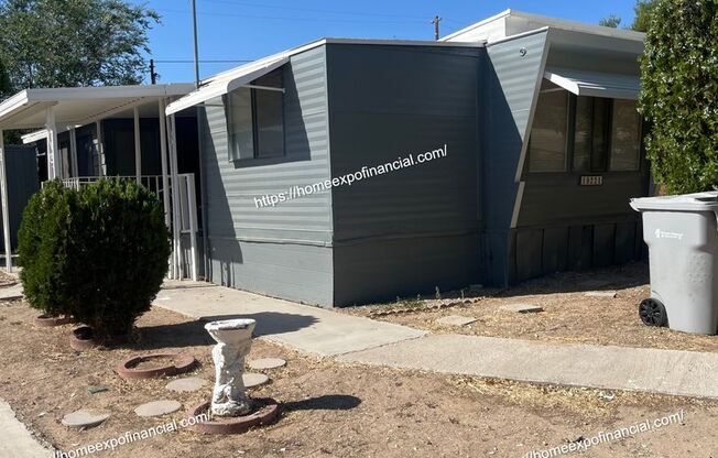 2 beds, 1 bath, $1,595