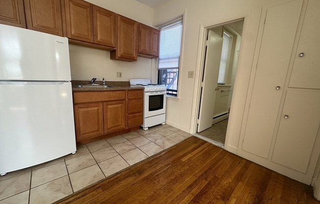 1242 Commonwealth Ave 26