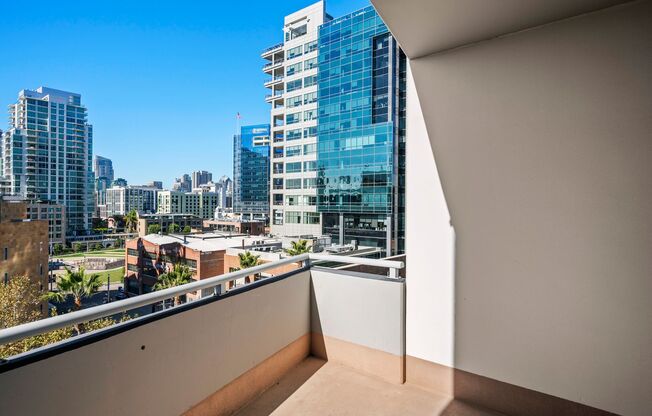 1 bed, 1 bath, $2,750