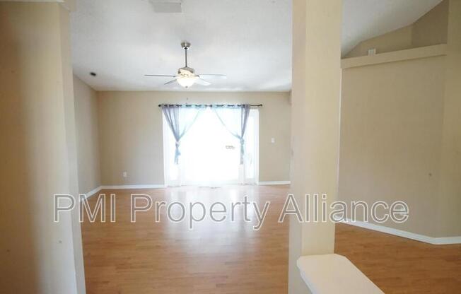 12111 GOLDENSTAR LN