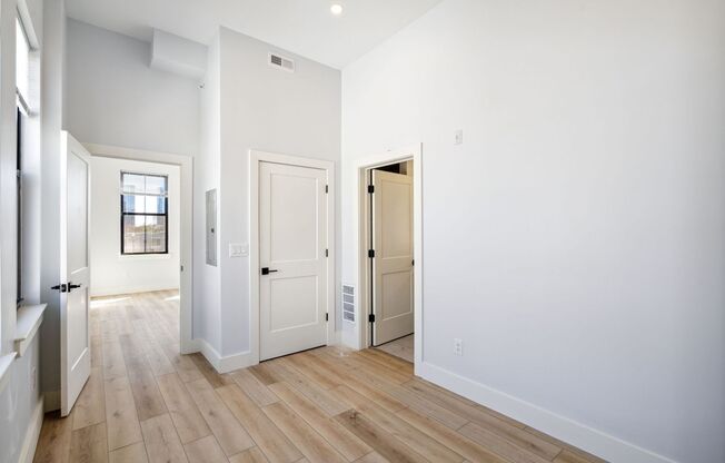 1-Bedroom Apartment in Center City!