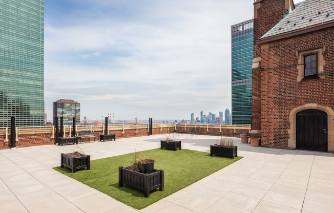 1 bed, 2 baths, $4,000, Unit 1205/1206
