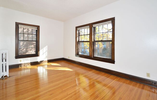 1 bed, 1 bath, 425 sqft, $990, Unit 7 - 02