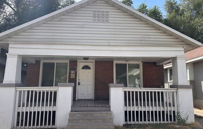 3 Bedroom Home Across From Trolley Square